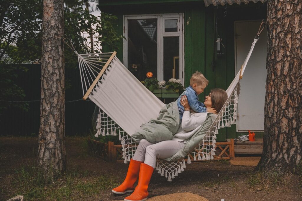 Mazury, nazywane często "Krainą Tysiąca Jezior", są jednym z najpiękniejszych i najbardziej malowniczych regionów Polski.